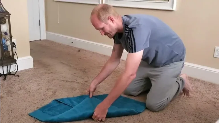 How to Fold Towels Like a Pro  Save Space & Make Your Bathroom Look Amazing