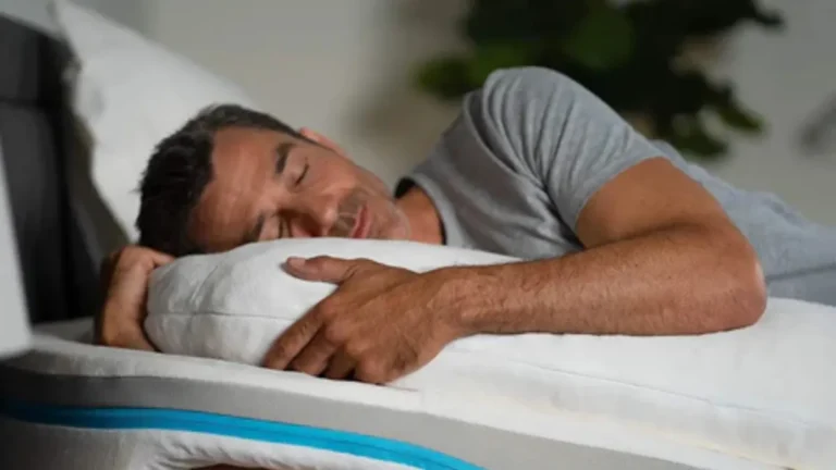 8 Side Sleeper Pillows That Actually Work  2025 Buyer’s Guide