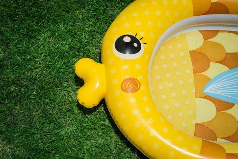 This Kiddie Pool Garden Hack Will Change Your Backyard Forever