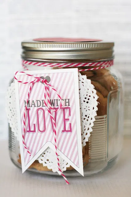 18+ Romantic Valentine Day Jar Gifts for Every Love Language