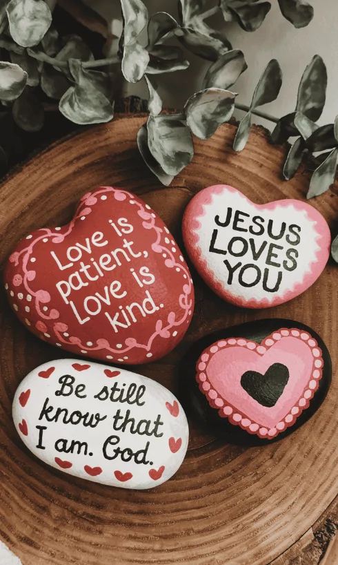15 Cute Valentine Crafts for Adults That Look So Pretty